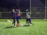 Pietenvoetbal voor S.K.N.W.K. JO7-1 en JO8-1 (vrijdag 29 november 2024) (189/222)